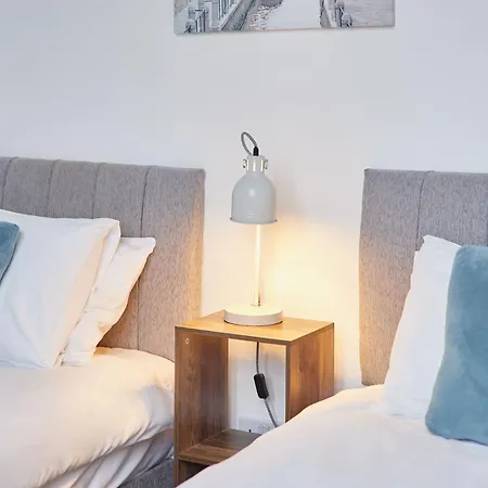 House Hotel