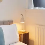 House Ξενοδοχείο 3*